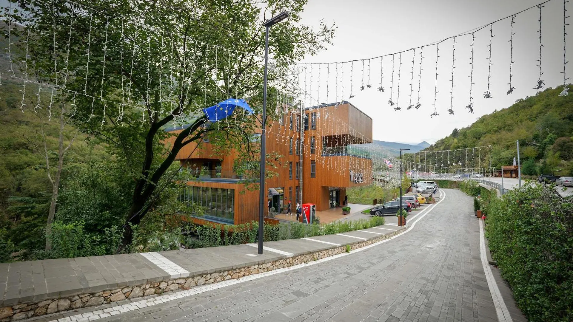 Hotel Uji Ftohte Tepelene