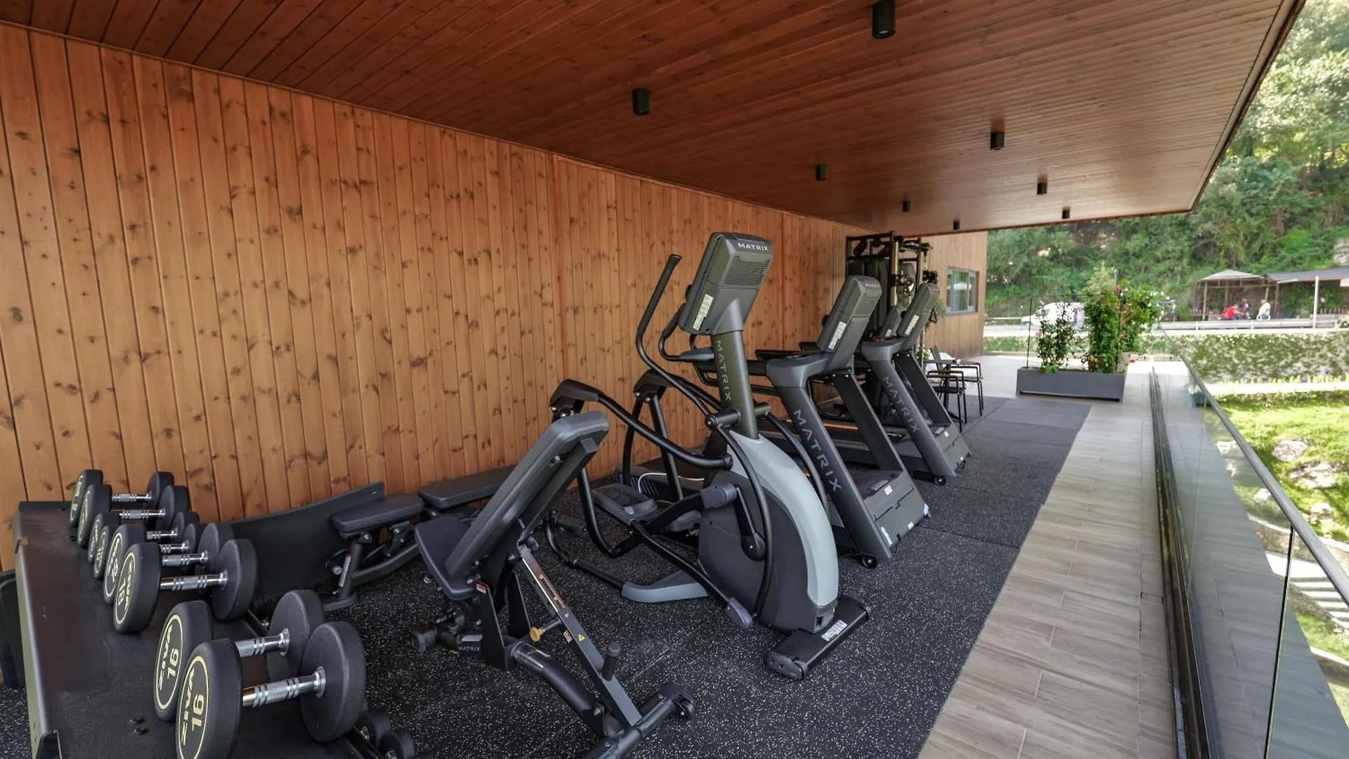 Hotel Uji Ftohte Tepelene