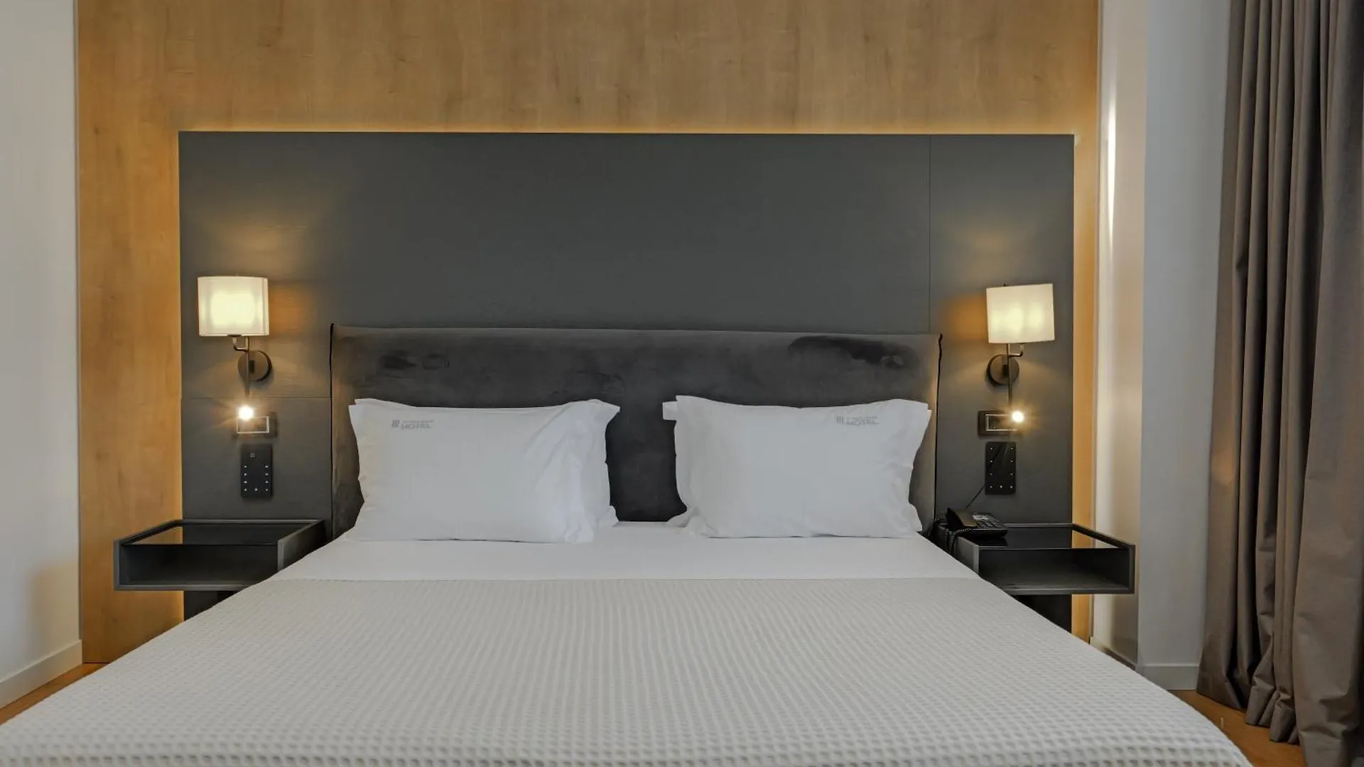 Hotel Uji Ftohte Tepelene