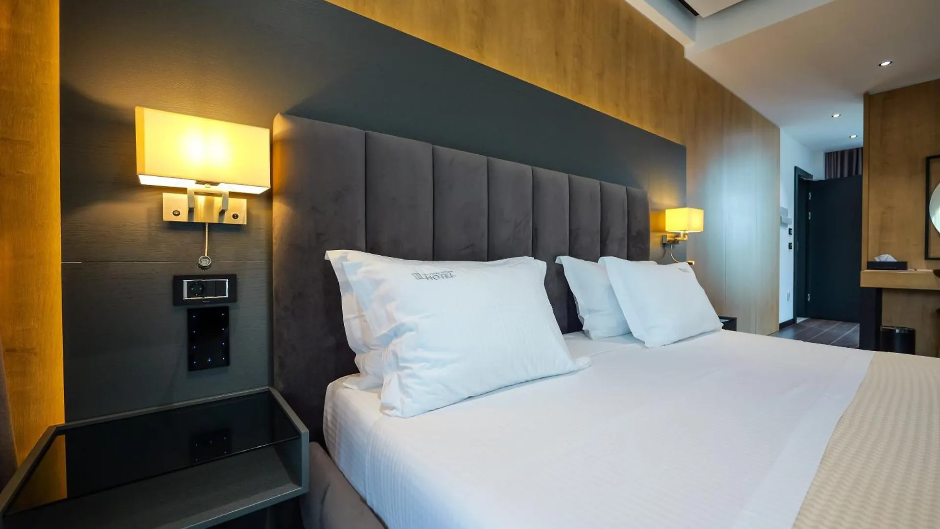 Hotel Uji Ftohte Tepelene