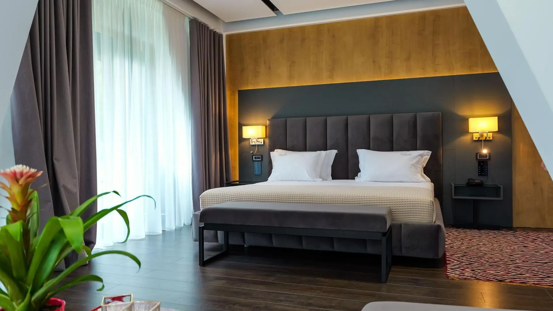 Hotel Uji Ftohte Tepelene