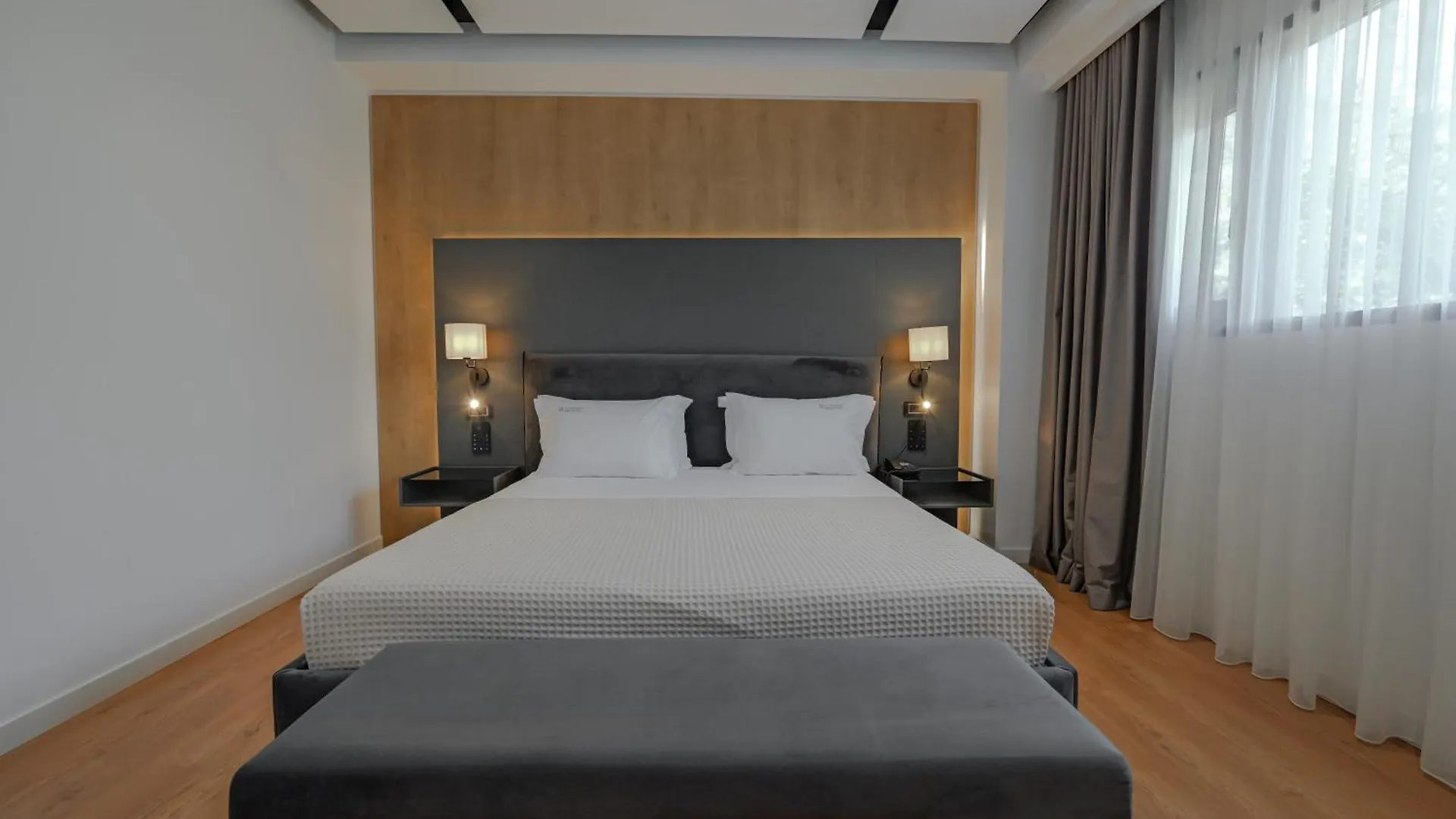 Hotel Uji Ftohte Tepelene