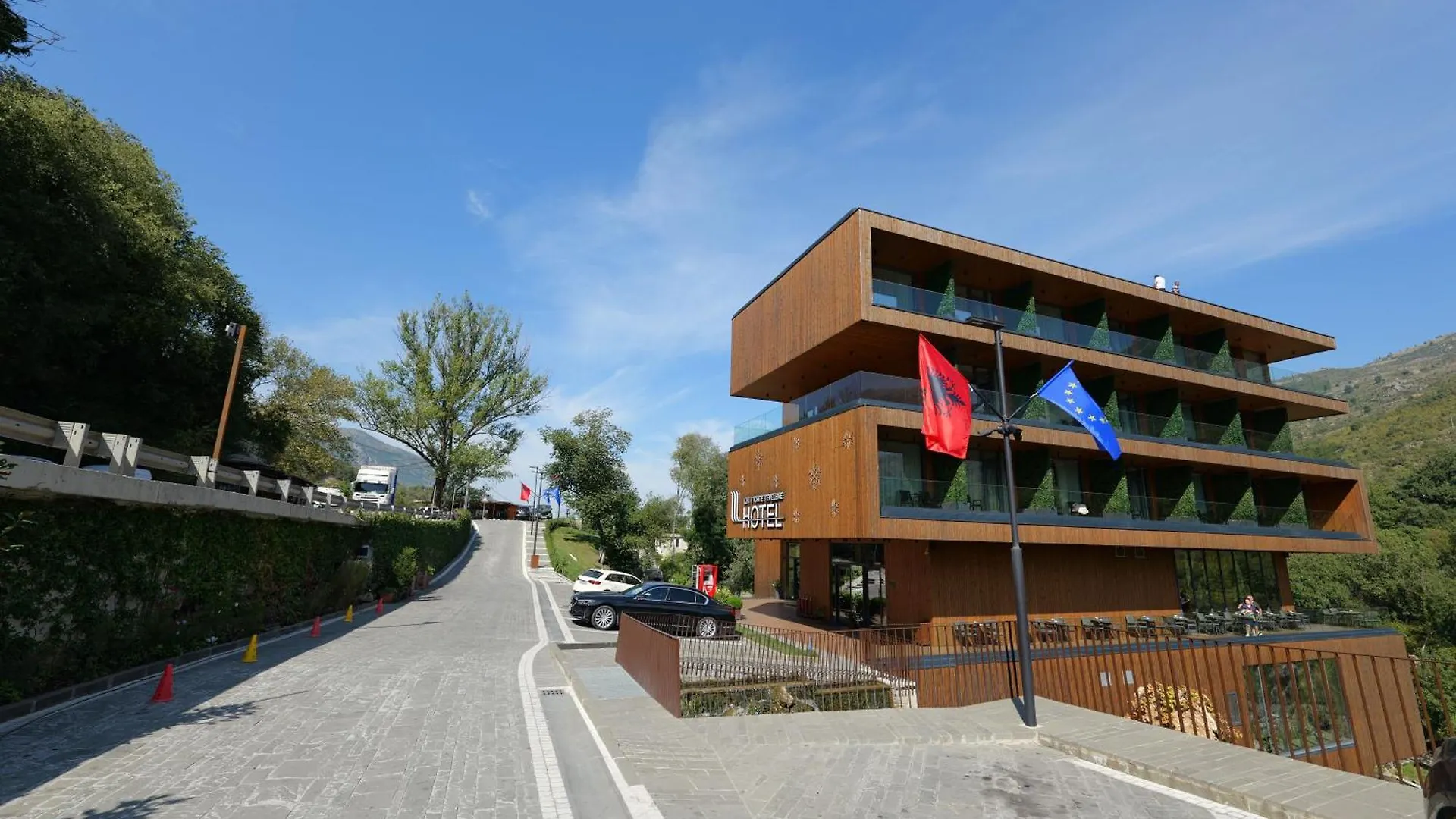 Hotel Uji Ftohte Tepelene Albanien