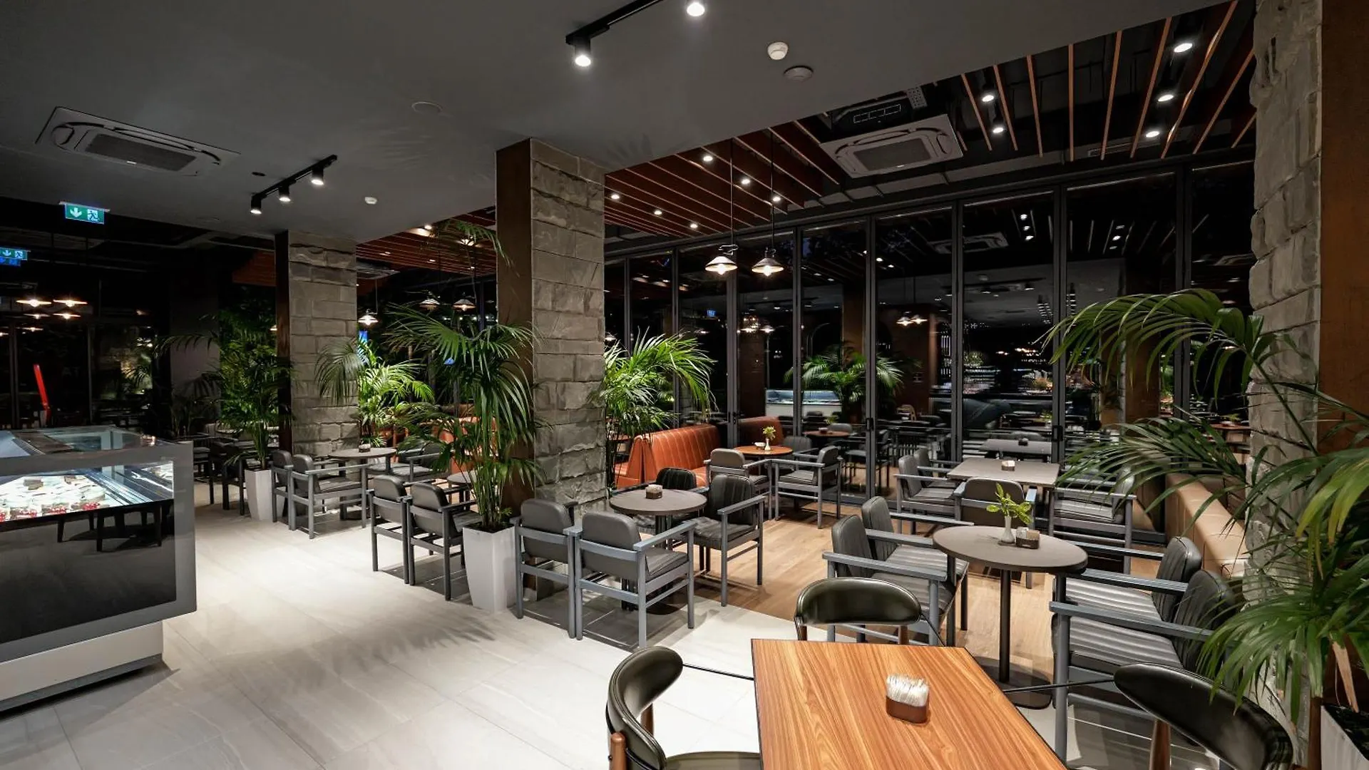 Hotel Uji Ftohte Tepelene Albanien