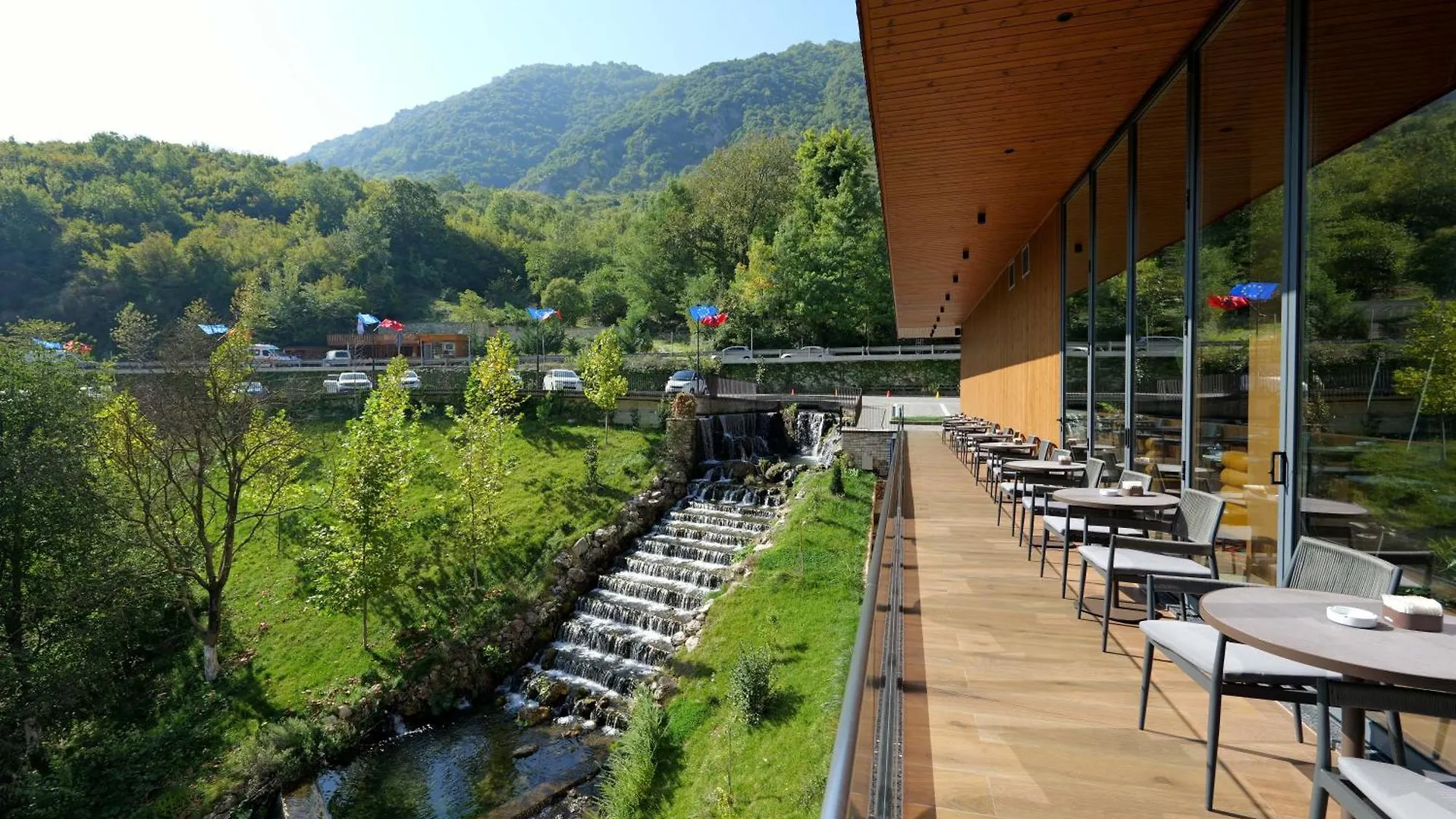 Hotel Uji Ftohte Tepelene