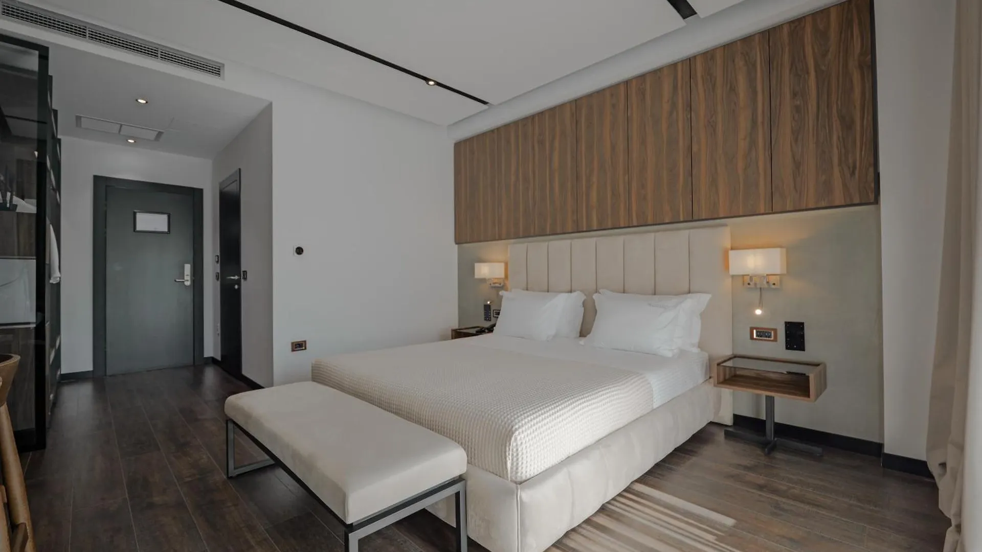Hotel Uji Ftohte Tepelene