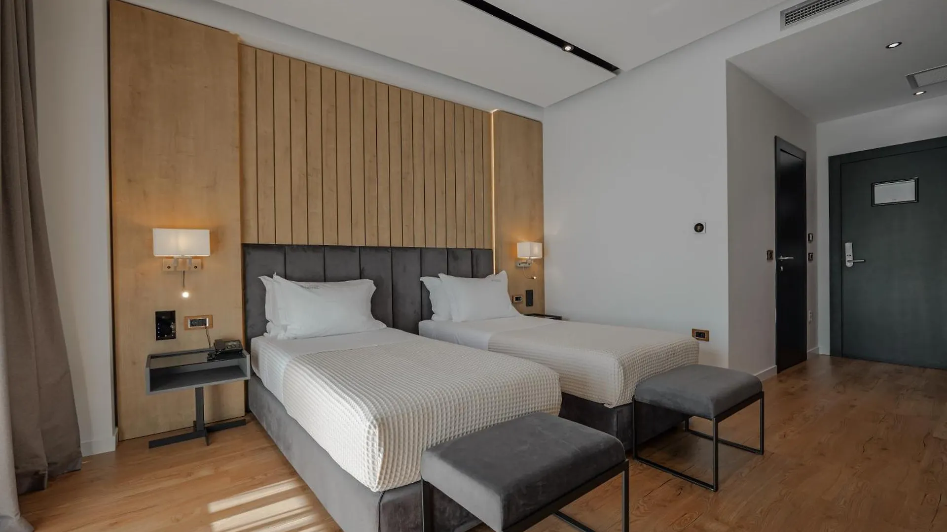 Hotel Uji Ftohte Tepelene